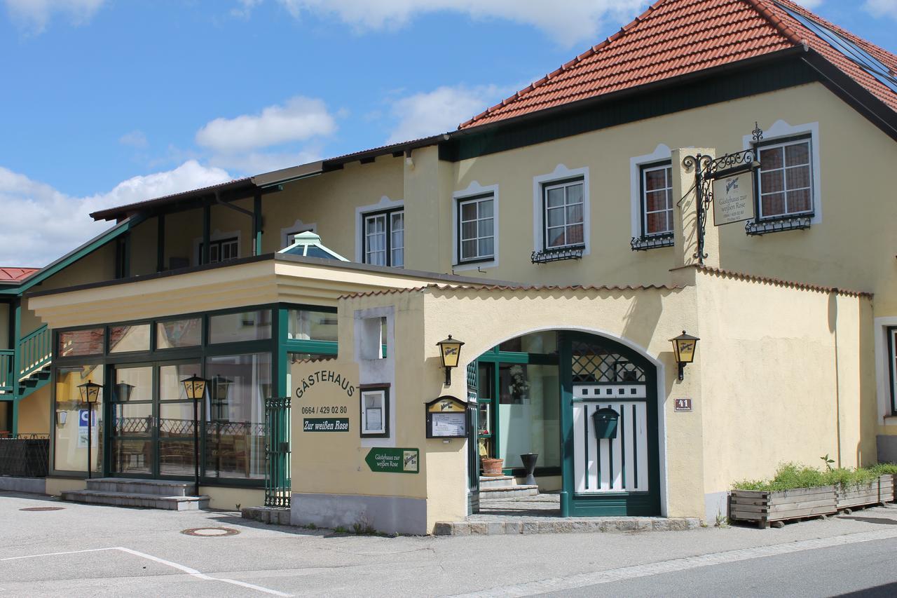 Gaestehaus Zur Weissen Rose Furth bei Gottweig Luaran gambar